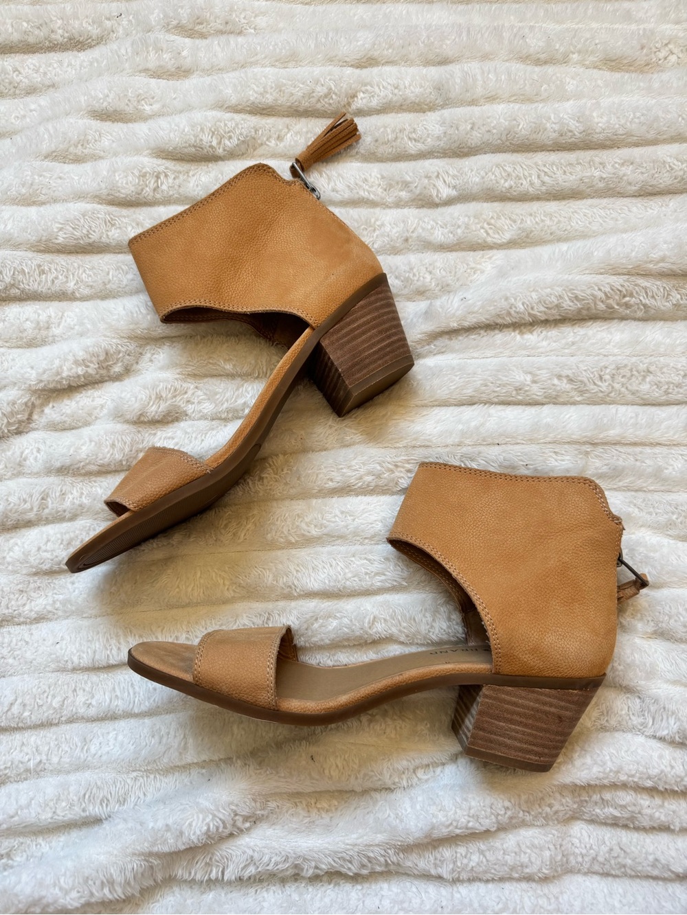 Lucky Brand Tan Block Heel Open Ankle Sandals
